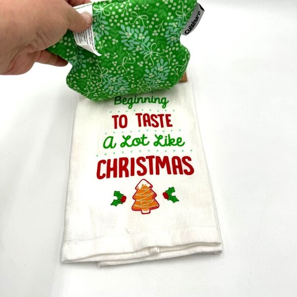 NEW Cuisinart Christmas Tree Pot Holder and Kitchen Towel Set - Picture 4 of 7
